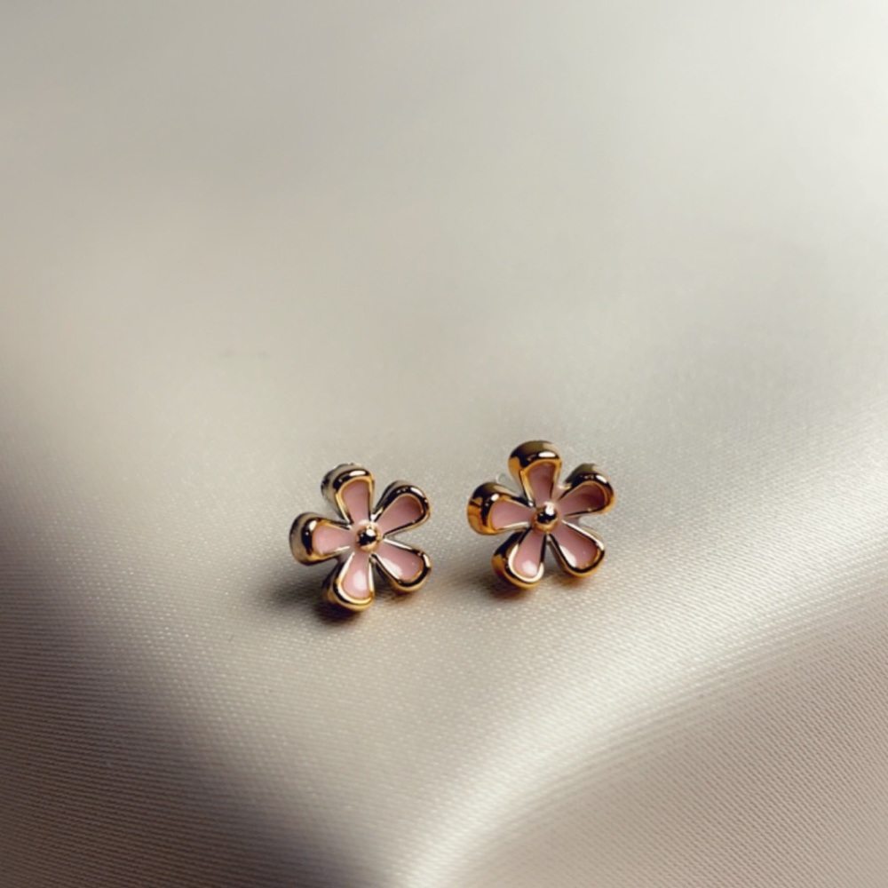 Flower earrings
